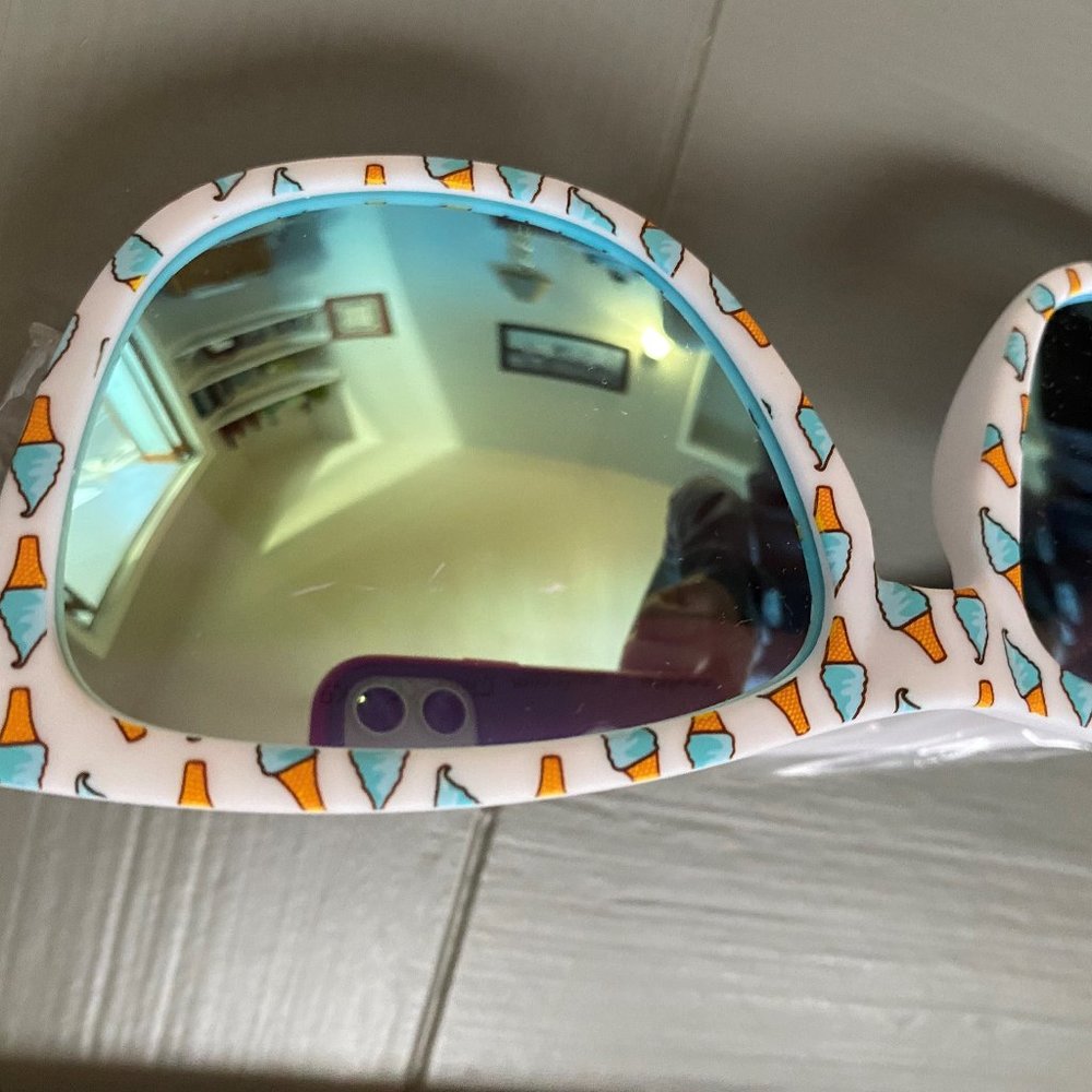 GOODR Ice Cream Cone Sunglasses